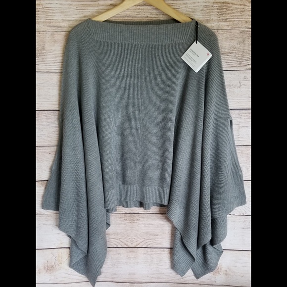 Lululemon Forward Flow Cape - Grey - NWT - Picture 1 of 4